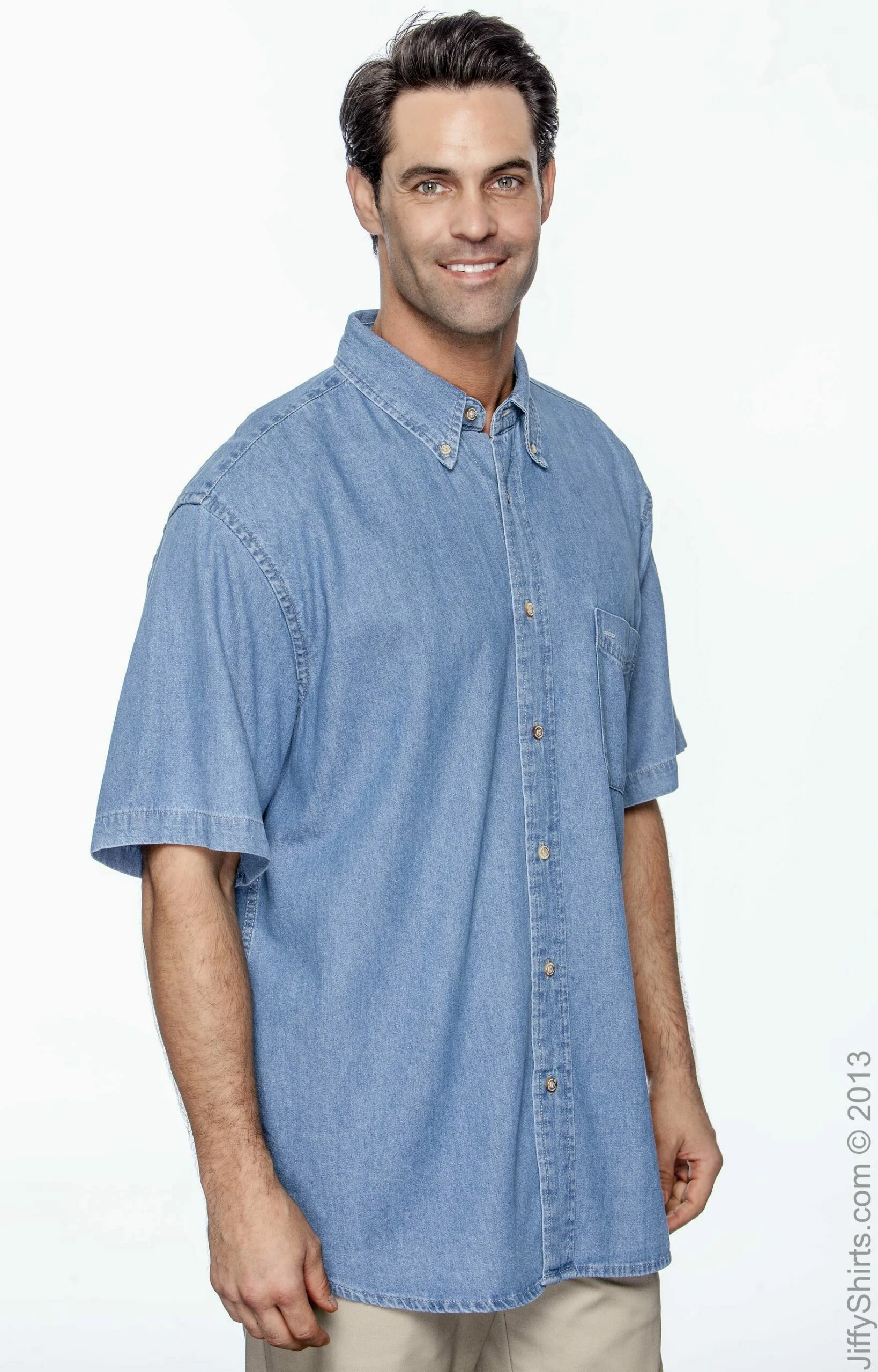 Men's 6.5 Oz. Short-Sleeve Denim Shirt 5 Men's 6.5 Oz. Short-Sleeve Denim Shirt - Image 3